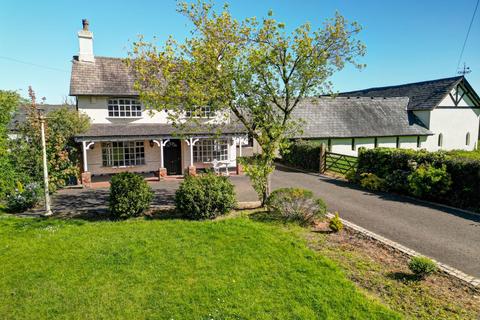 4 bedroom property with land for sale, Higher Lane, Lymm WA13