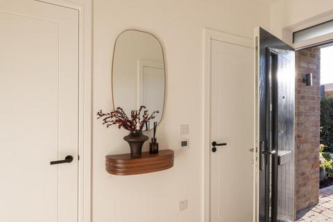 undefined, Twickenham Green, London, Edwin Road, Twickenham TW2