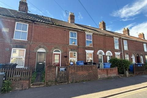 Terraced house - 94 Magpie Road, Norwich, Norfolk NR3 1JG