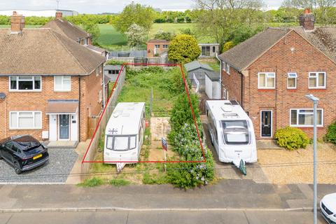 Land for sale, Elm Road, Burton Latimer, Kettering
