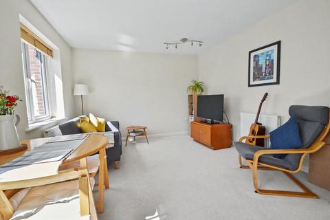 1 bedroom flat for sale, Winchester