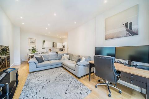 2 bedroom flat for sale, Romeyn Road, London SW16