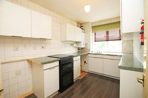 2 bedroom apartment for sale, Elsinore Close,  Fleetwood, FY7
