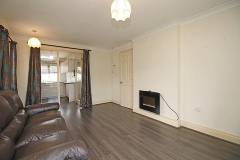 2 bedroom apartment for sale, Elsinore Close,  Fleetwood, FY7