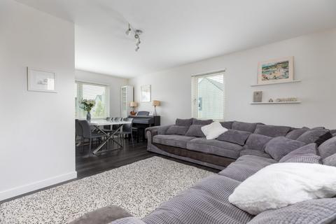 2 bedroom flat for sale, Picketlaw Road, Eaglesham