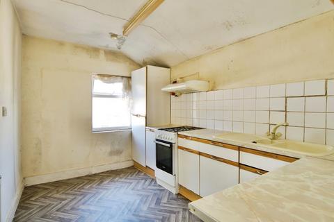 1 bedroom flat for sale, Jedburgh Road, Plaistow, London, E13
