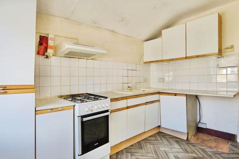 1 bedroom flat for sale, Jedburgh Road, Plaistow, London, E13