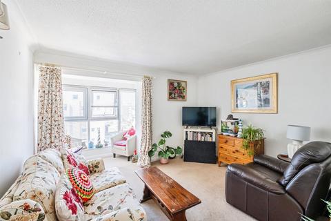 2 bedroom retirement property for sale, Esplanade, Seaford