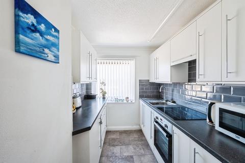 2 bedroom retirement property for sale, Esplanade, Seaford