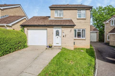 3 bedroom detached house for sale, Meadow Rise, Undy, Caldicot