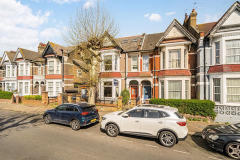 Springwell Avenue, London NW10
