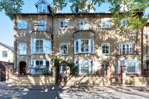 Terraced house - Cambridge, Cambridgeshire CB2