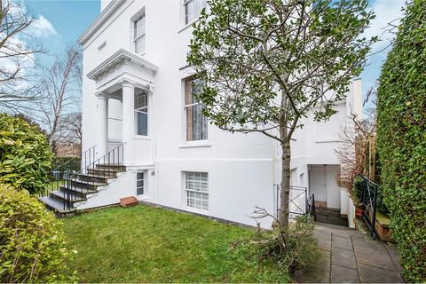 1 bedroom flat to rent, Clarence Square, Cheltenham, GL50