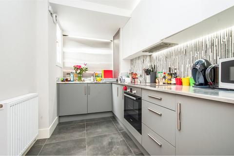 1 bedroom flat to rent, Clarence Square, Cheltenham, GL50