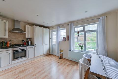 St Hughes Close, Tooting Bec, London, SW17