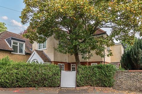 5 bedroom semi-detached house for sale, Church Street, Lower Sunbury, TW16