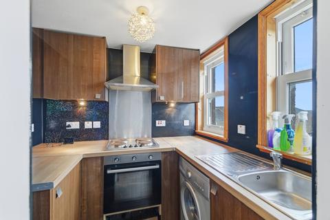 2 bedroom flat for sale, 319G, Hilltown, Dundee, DD3 7AQ