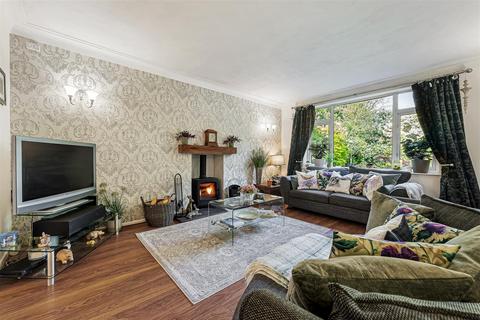 5 bedroom detached house for sale, Moss Lane, Sale