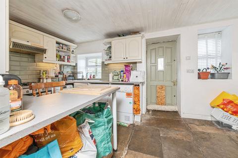 3 bedroom terraced house for sale, Lowerhouses Lane, Huddersfield