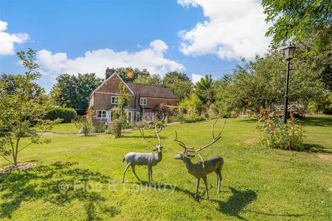 4 bedroom detached house for sale, Moat Lane, Battle TN33