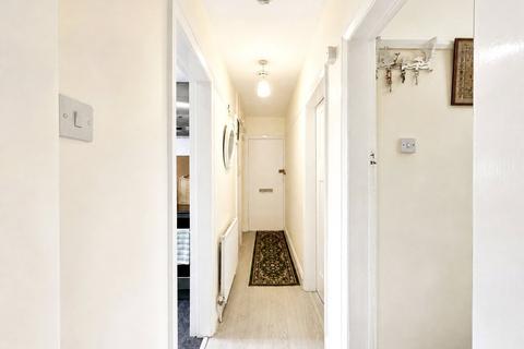 2 bedroom apartment for sale, Lang Lane, West Kirby, Wirral, Merseyside, CH48