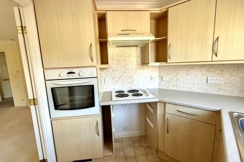1 bedroom retirement property for sale, Station Road, West Moors, Ferndown, BH22