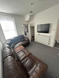 4 bedroom house to rent, Ventnor Street, Hull HU5