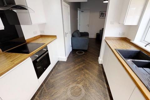 4 bedroom house to rent, Cromer Street, Hull HU5
