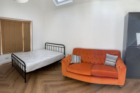 1 bedroom house to rent, 352 Beverley Road, Hull HU5