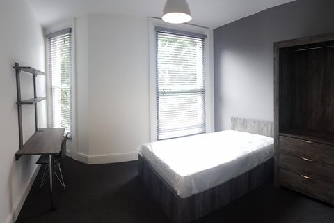 2 bedroom house to rent, 24 Marlborough Avenue, Hull HU5