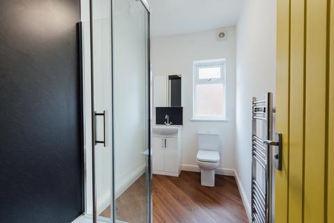2 bedroom house to rent, 24 Marlborough Avenue, Hull HU5