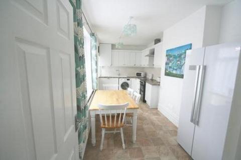 4 bedroom house to rent, Grafton Street, Hull HU5