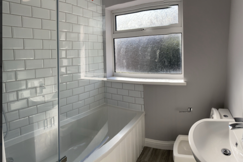 4 bedroom house to rent, Walgrave Street, Hull HU5