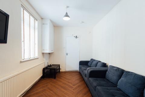 1 bedroom in a house share to rent, Goddard Avenue, Hull HU5