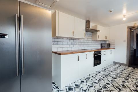 6 bedroom house to rent, Marshall Street, Hull HU5