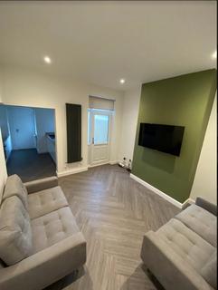 4 bedroom house to rent, Marshall Street, Hull HU5