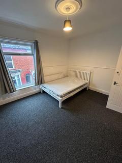 3 bedroom house to rent, Beech Grove, Hull HU5