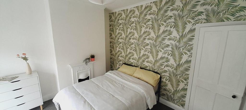 2 Manvers Street, Hull HU5 - View 2