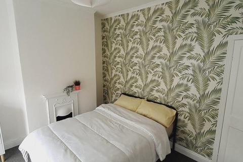 2 bedroom house to rent, 2 Manvers Street, Hull HU5