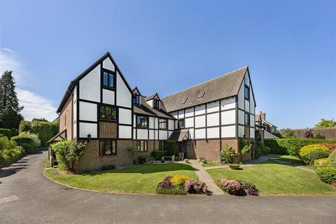 3 bedroom duplex for sale, Peppard Road, Sonning Common, Reading