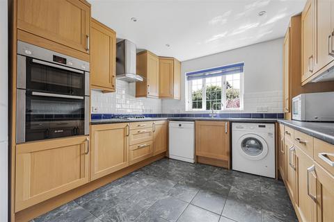 3 bedroom duplex for sale, Peppard Road, Sonning Common, Reading