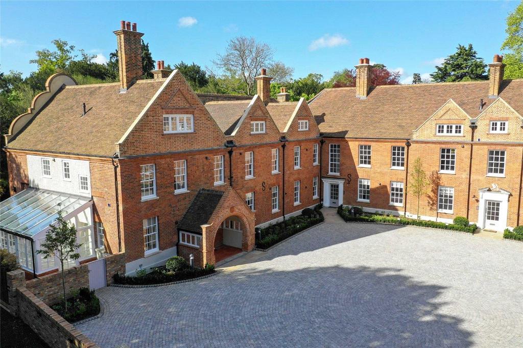 Totteridge Common, Totteridge 4 bed townhouse for sale - £1,895,000