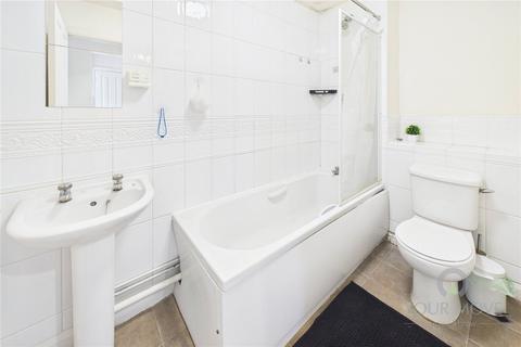 2 bedroom flat for sale, Henry Bird Way, Northamptonshire NN4