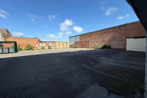 Retail property (high street) for sale, Car Park & Freehold of Flats, Wright Street, Hull, HU2 8HU