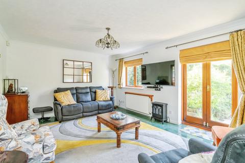 4 bedroom detached house for sale, North Bersted Street, Bognor Regis, West Sussex, PO22