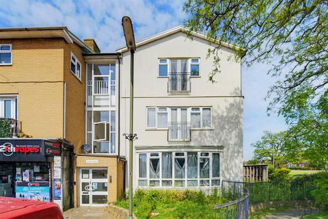 Clare Road, Staines TW19