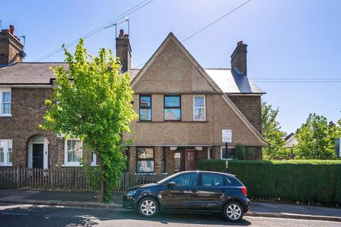 Okeburn Road, Tooting, London, SW17