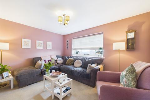 3 bedroom end of terrace house for sale, Ermin Park, Brockworth, Gloucester, Gloucestershire, GL3
