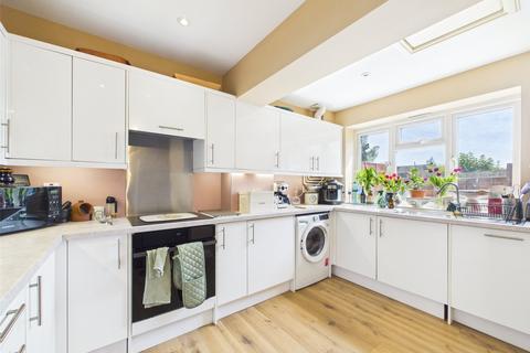3 bedroom end of terrace house for sale, Ermin Park, Brockworth, Gloucester, Gloucestershire, GL3