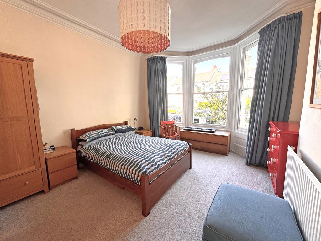 Apartment in Brighton, Round Hill - View 5